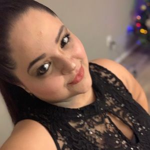 Meet your Posher, Marcela